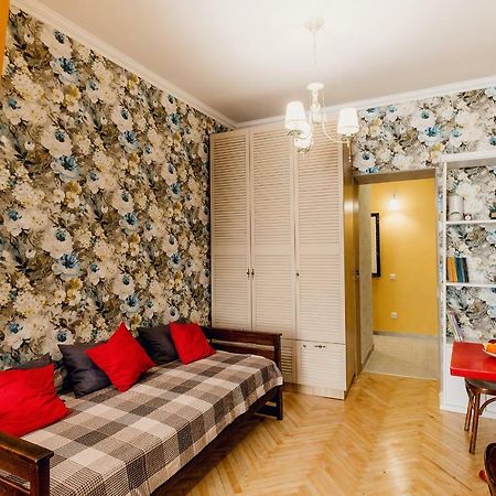 Honey Pie Apartment Лвив Екстериор снимка